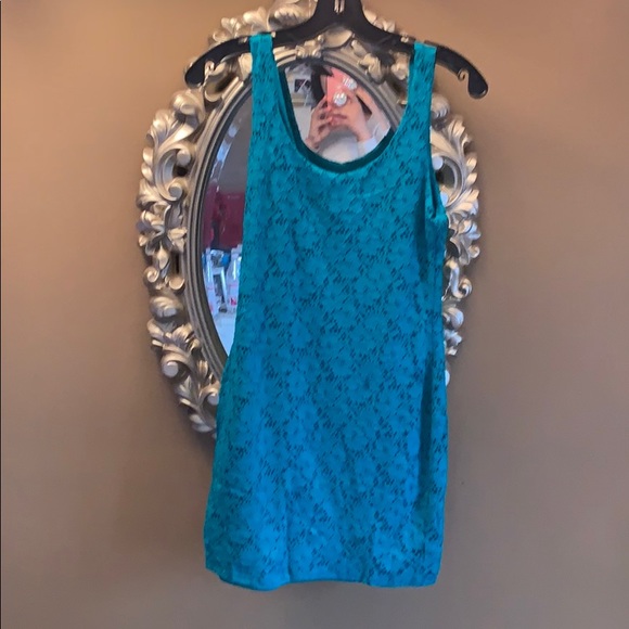 Green lace mini dress - Picture 1 of 1